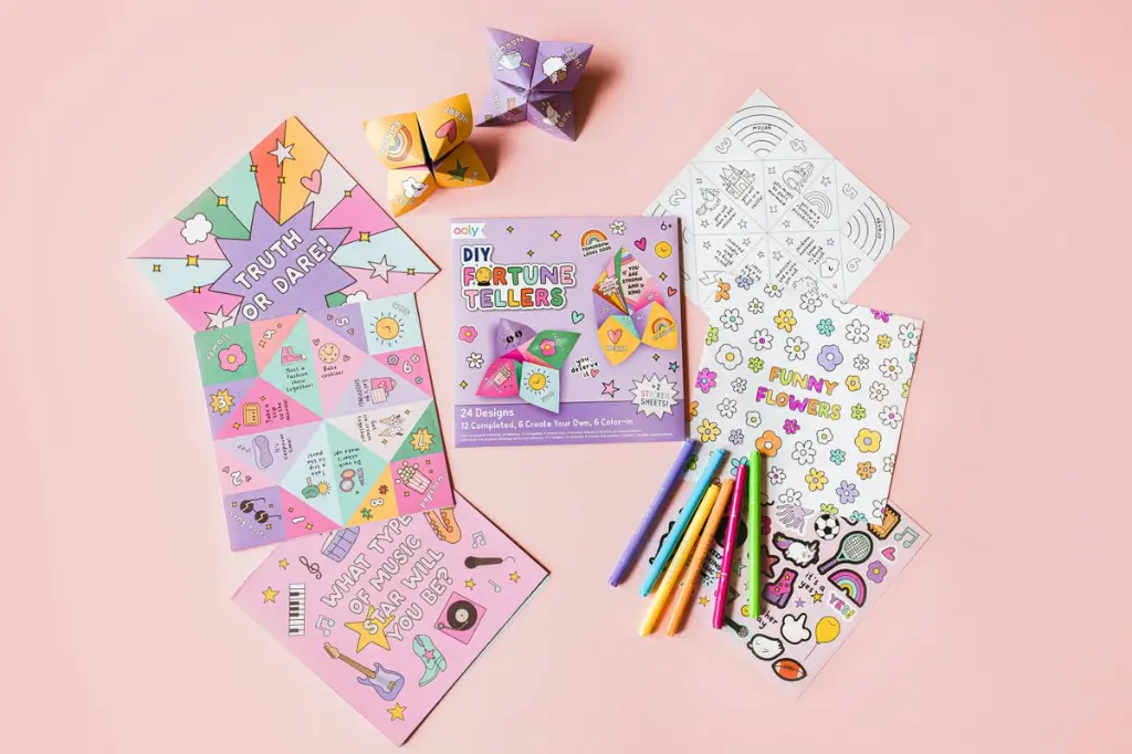 161-120-DIY-Fortune-Tellers-L7 -  1200px.webp