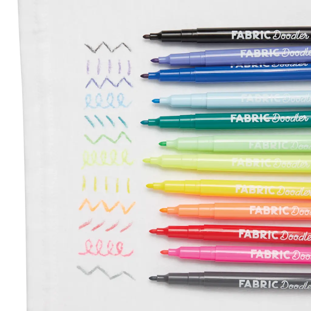 130-102 Fabric Doodlers Markers-S1.webp