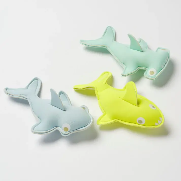 Sunnylife-Salty-The-Shark-Dive-Buddies-Set-Of-3-Aqua-Neon-Yellow-Product-2.webp