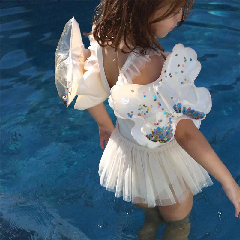 sunnylife-kids-inflatable-arm-bands-cotton-candy-glitter_image_7.webp