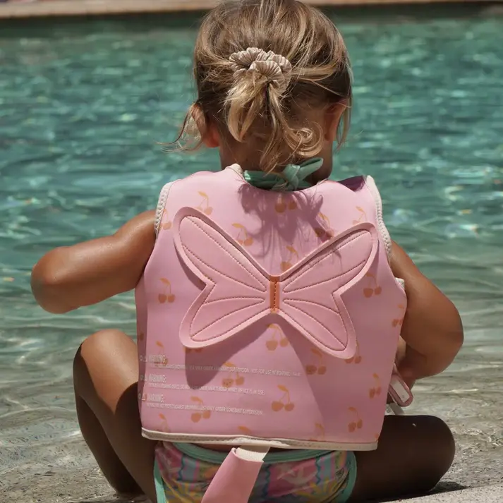 Sunnylife-Into-The-Wild-Kids-Swim-Vest-Candy-Cherry-Lifestyle-4.webp