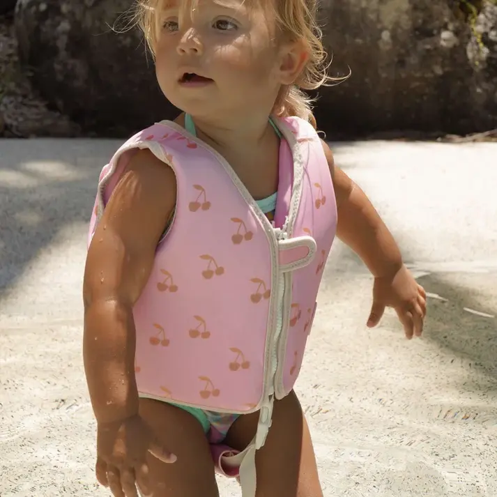 Sunnylife-Into-The-Wild-Kids-Swim-Vest-Candy-Cherry-Lifestyle-3.webp