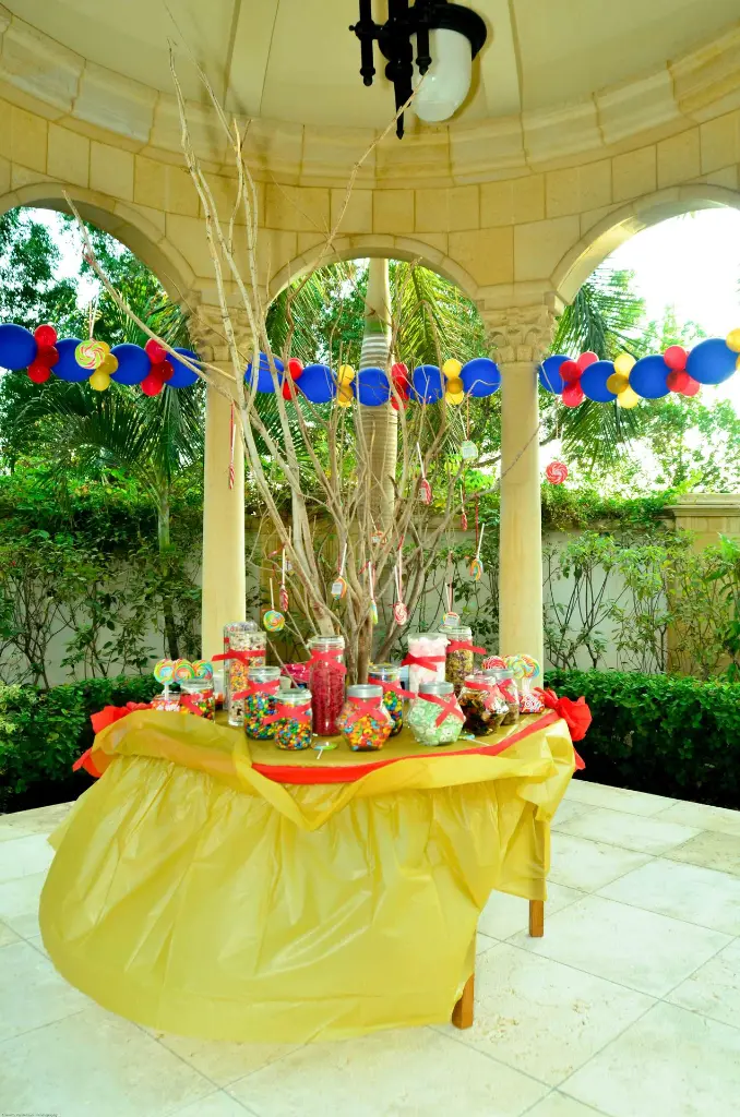Candy-station-fantasy-party-events-food-services-1.webp