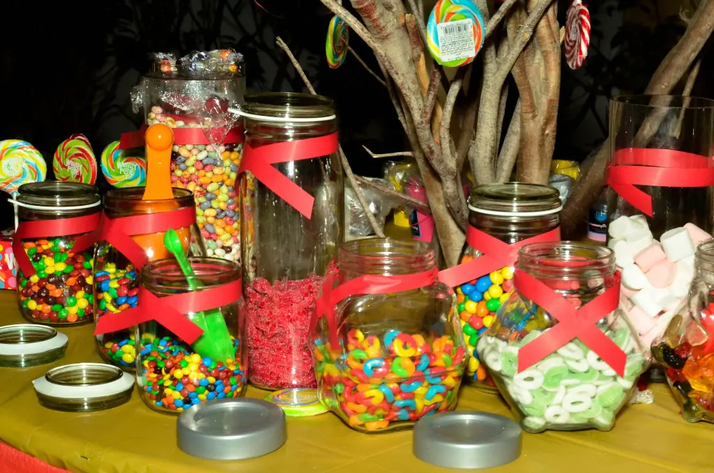 Candy-station-fantasy-party-events-food-services-3.webp