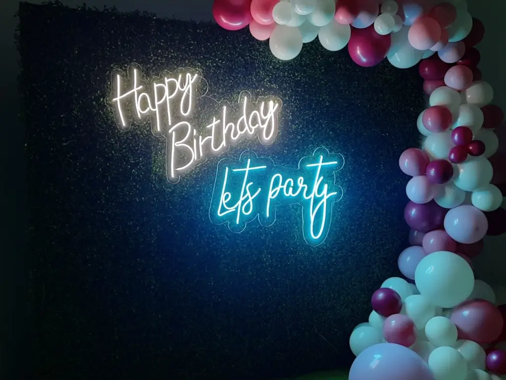 Fantasy-Party-Events-Services-fixtures-rental-Light-Up-Neon-Sign-lets-party-2.webp