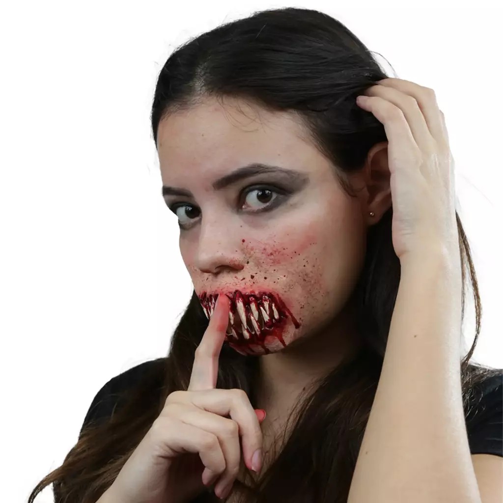 Nightmare Fangs Latex Appliance (2)