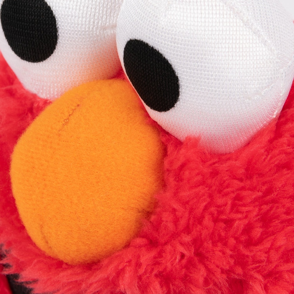 Elmo Close-up