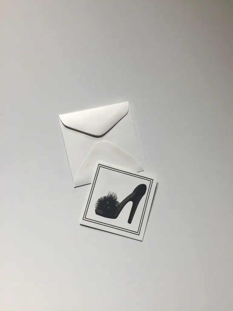 Enclosure Square Shoes