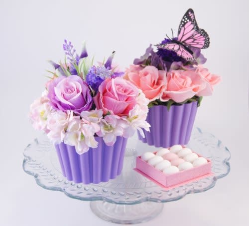 Cupcake Vase