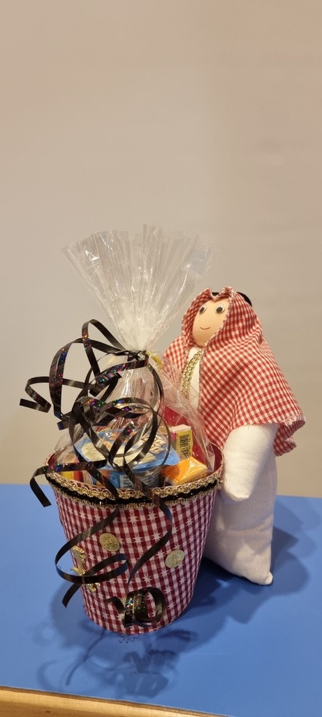 Eid/Candy boxes large with candies-large men Office & Stationery