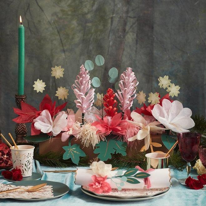 Hazel Gardiner  Floral Centrepiece Christmas