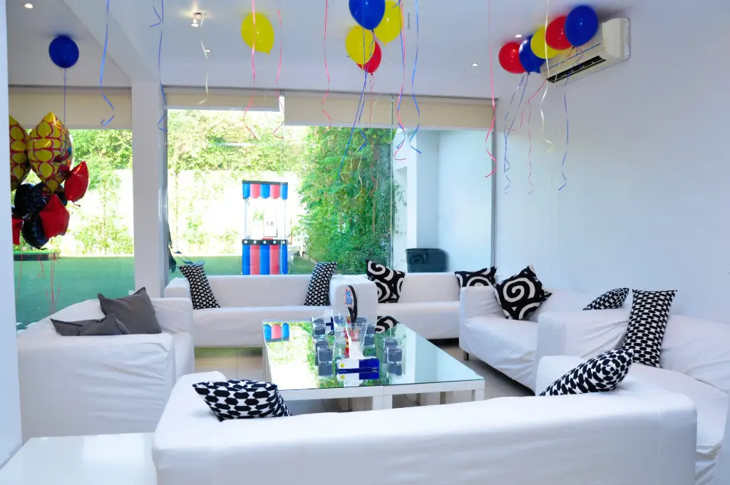 3 Seater Sofa/unit Rental