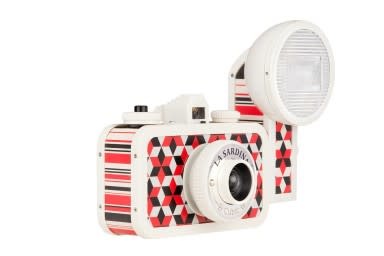 [32524952] La Sardina & Flash Cubic Photography