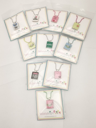 [32497457] Neclace - Scrabble Tile Jewelry